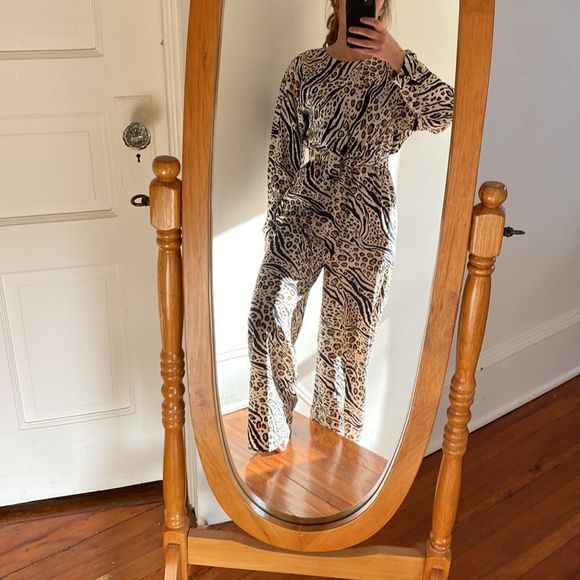 NWT ASOS Animal Print Wide Leg Jumpsuit - Picture 14 of 16